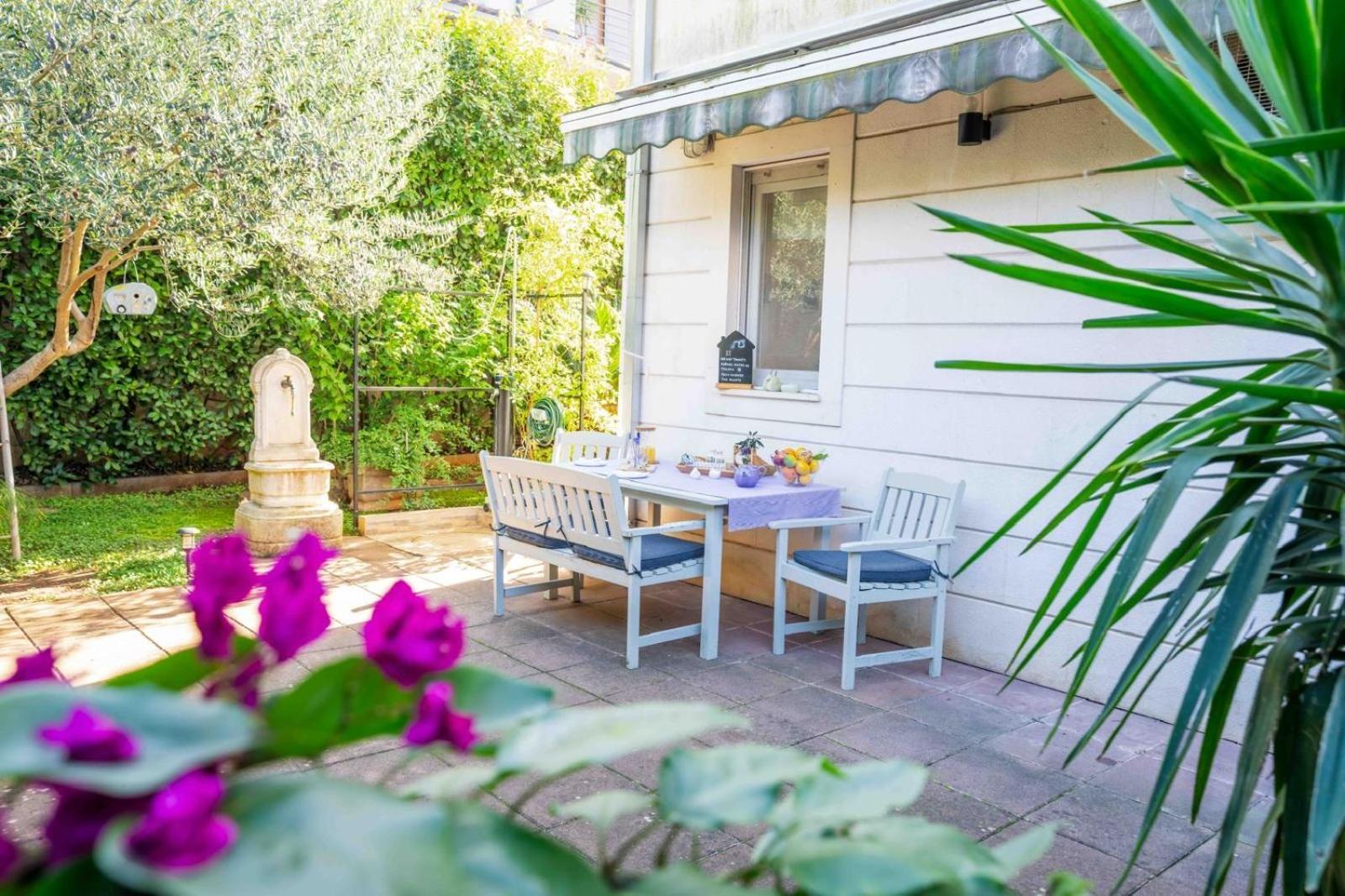 Apartment With Terrace And Garden Next To Marjan Park - 2 Free Bikes Split Eksteriør billede